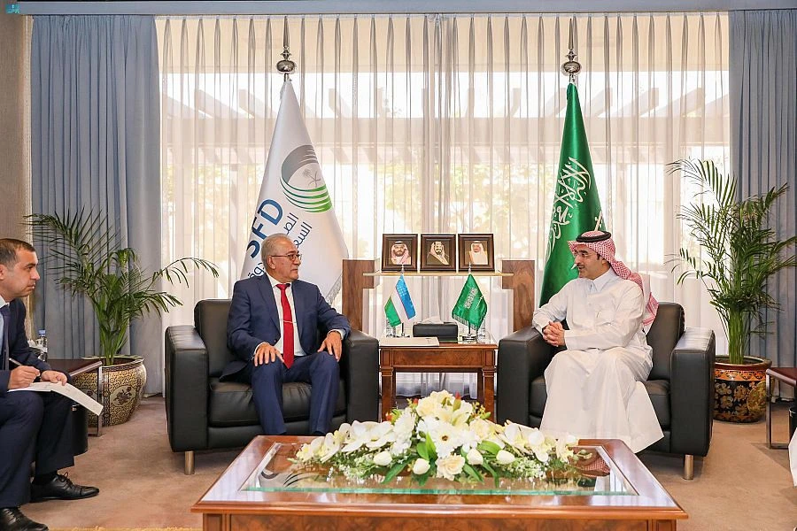 The visit focused on reviewing the development projects and programs funded by SFD in the central Asian country.. (SPA)