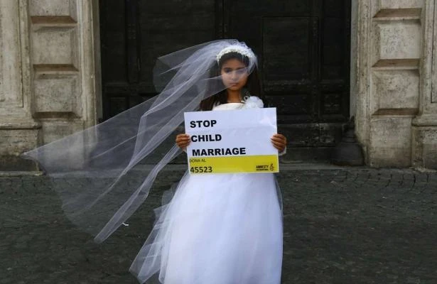 Delay in enacting law against underage marriage sparks concern in Egypt