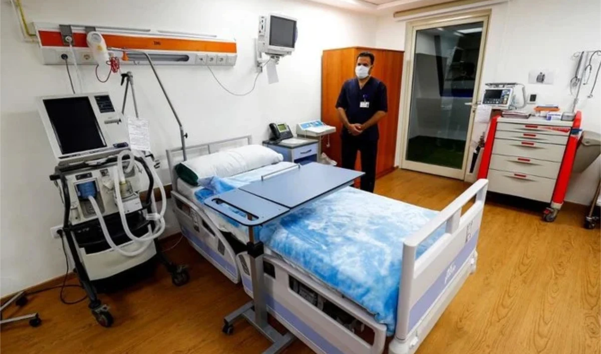 Assault on Egyptian hospital staff investigated