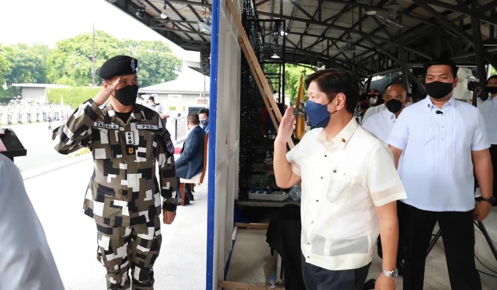 Behind Marcos’s elite security men: devotion and unwavering family support