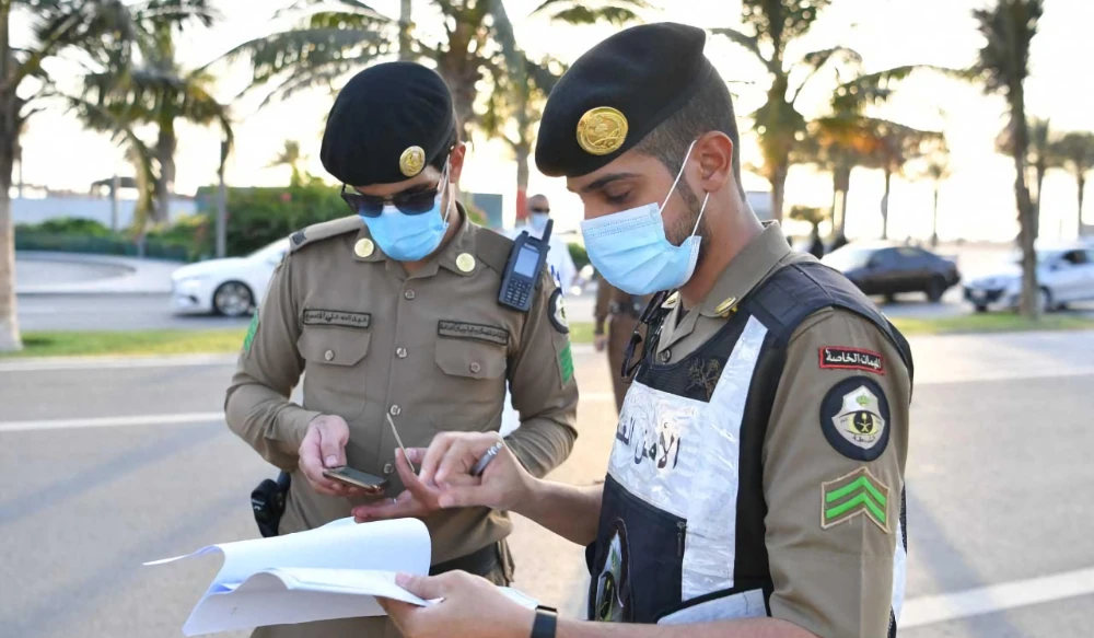 Saudi authorities convict 5 people of money laundering