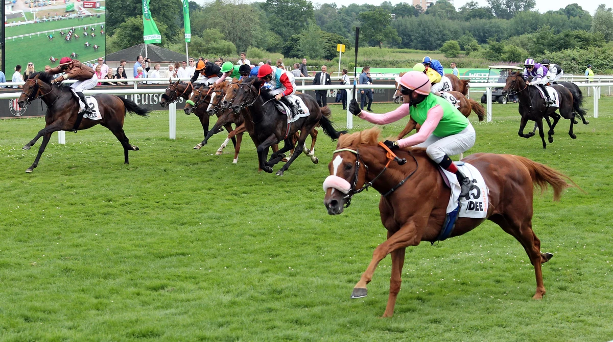 Sisfahan seen winning the 2021 Deutsches Derby under Andrasch Starke (Credit: Frank Sorge)