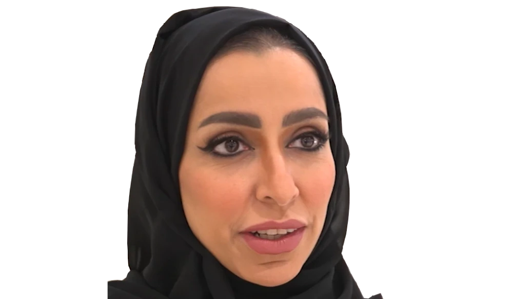 Ana Arabia glitters with 200 fashion and jewelry designers