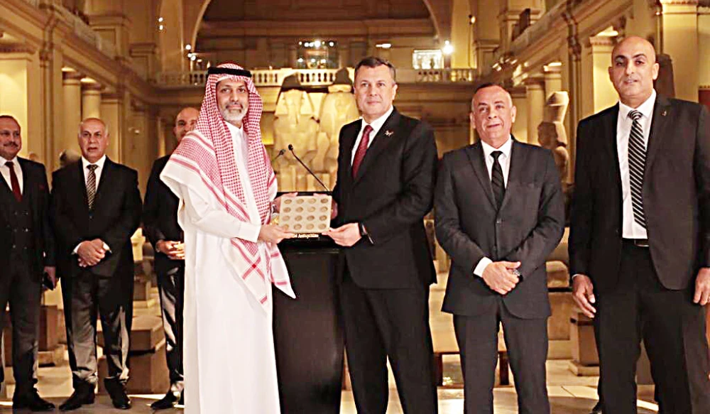 Egypt returns seized antique coins to 4 countries