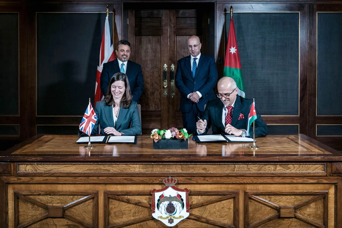 Jordan's National Center for Cyber Security Director and British Ambassador to Jordan signed the MoU. (Petra)