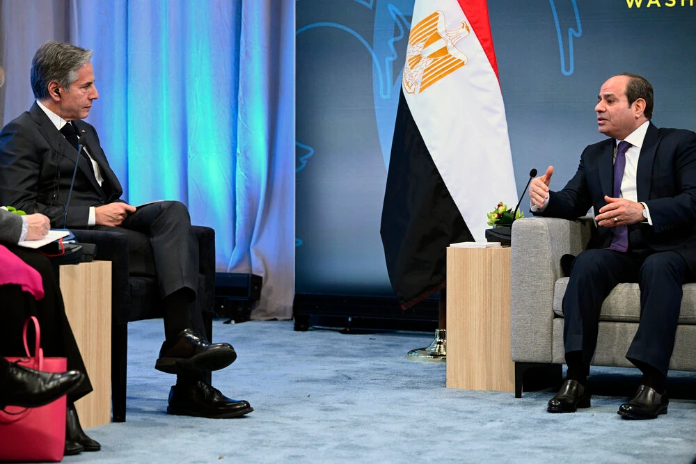 US Secretary of State Antony Blinken meets with Egyptian President Abdel Fattah El-Sisi during the US-Africa Leaders Summit, Wednesday, Dec. 14, 2022 in Washington. (AP)