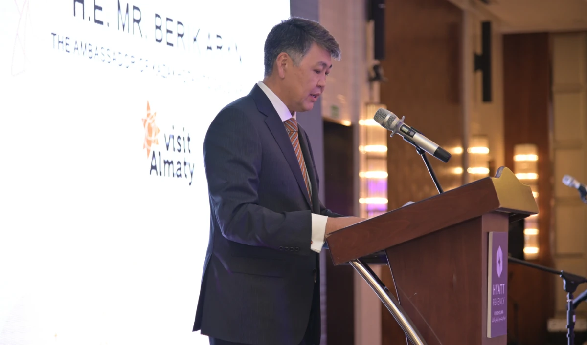 Kazakhstan Ambassador Berik Aryn speaking at the tourism roadshow in Riyadh. (AN Photo)