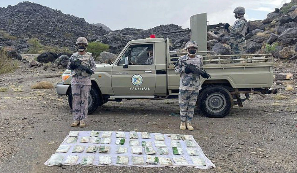Resident carrying 890kg of khat arrested in Asir