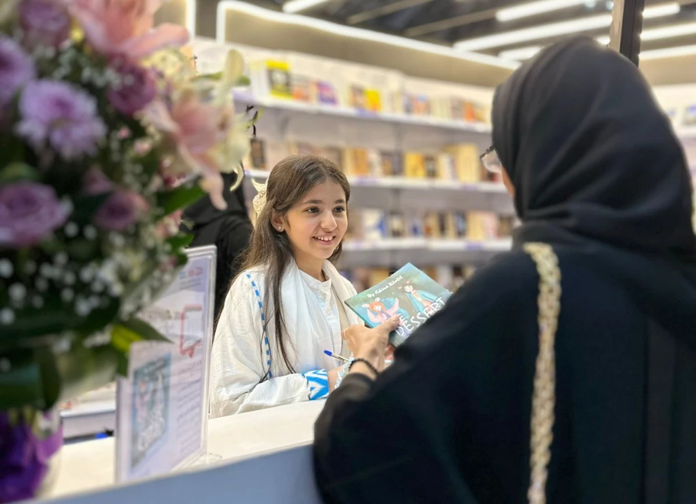 Saudi author Ghina Khalil, 12, presented her first book, ‘The Desert Road,’ at the Jeddah International Book Fair. (Supplied)