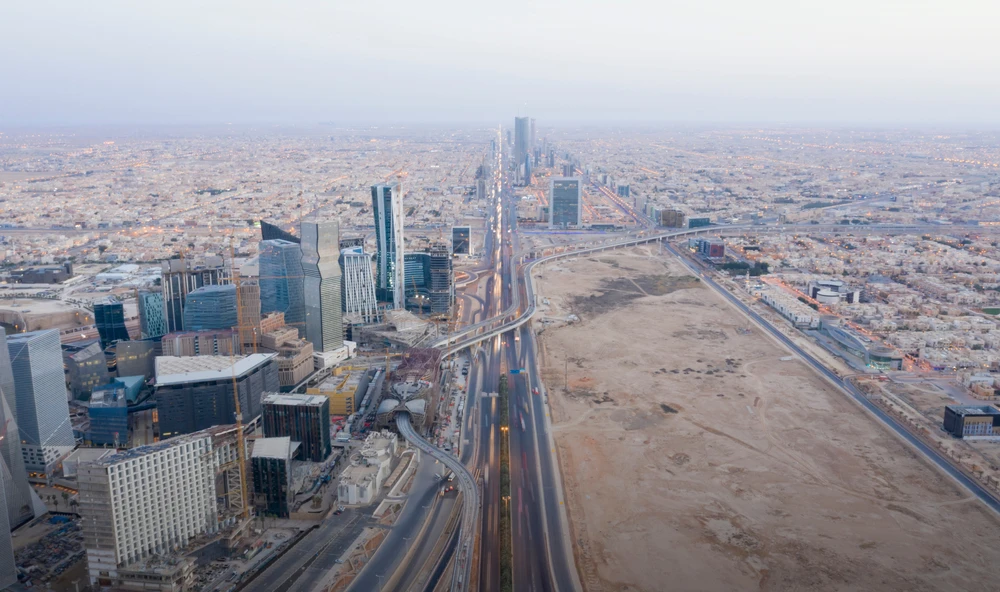 The Kingdom’s sales of local cement increased by 5.4 percent year-on-year between July-November 2022 period. (Shutterstock)