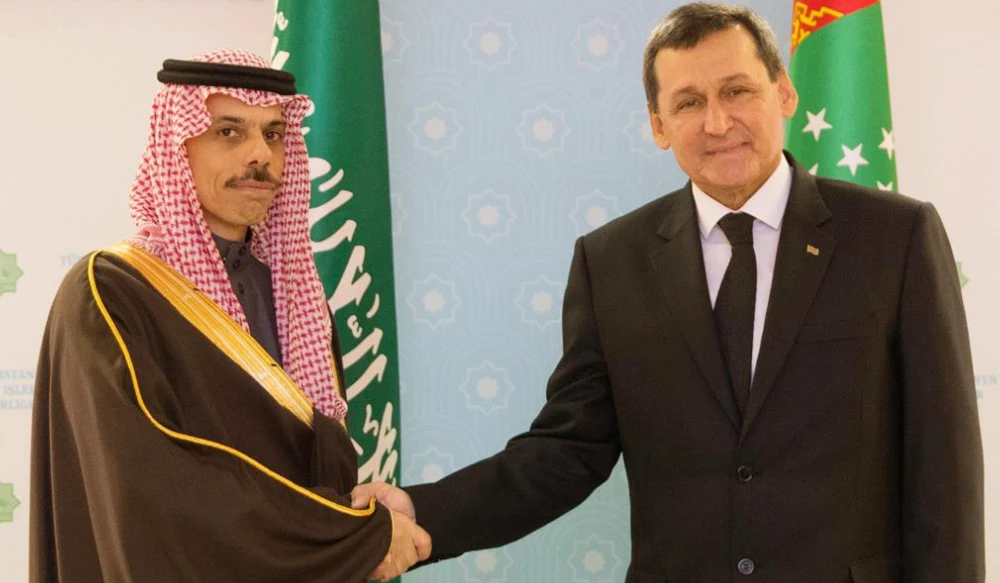Saudi FM meets Turkmenistan counterpart in Ashgabat