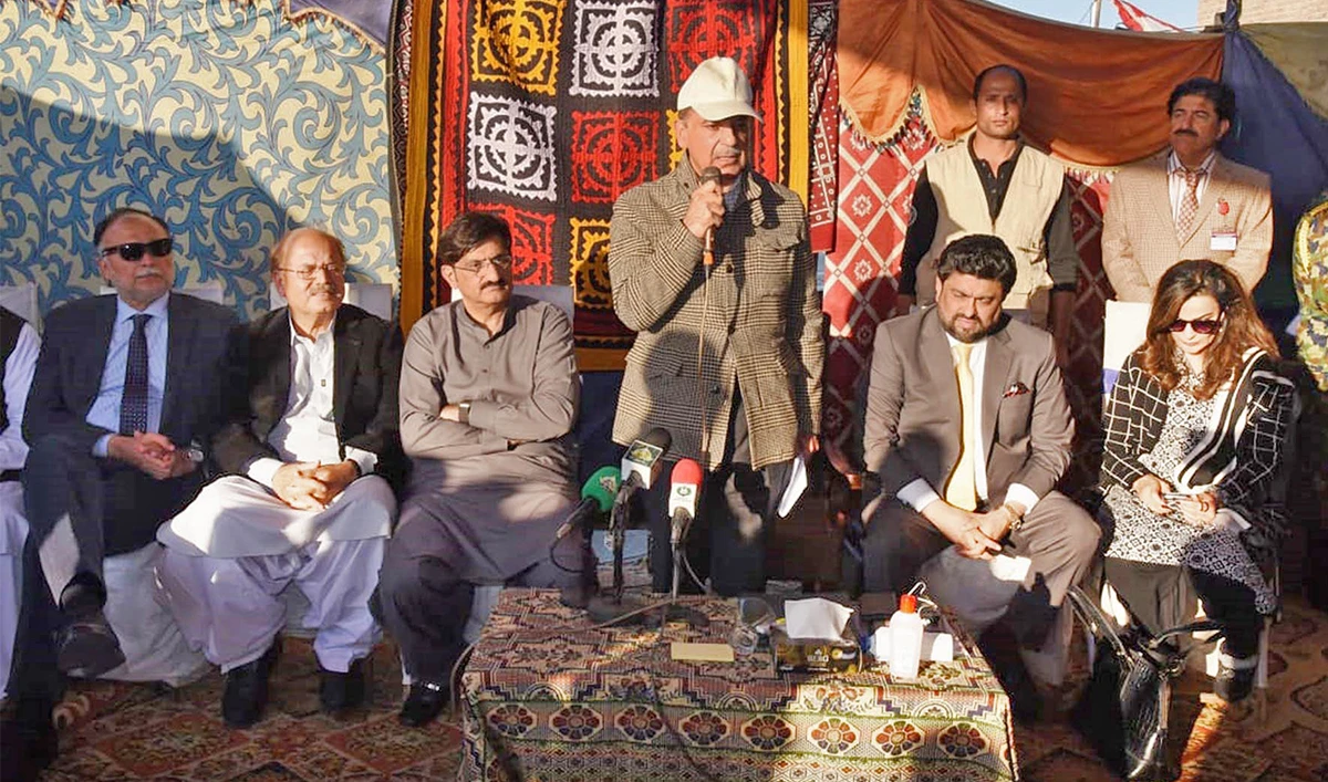 PM Shehbaz Sharif announces construction of houses for flood victims