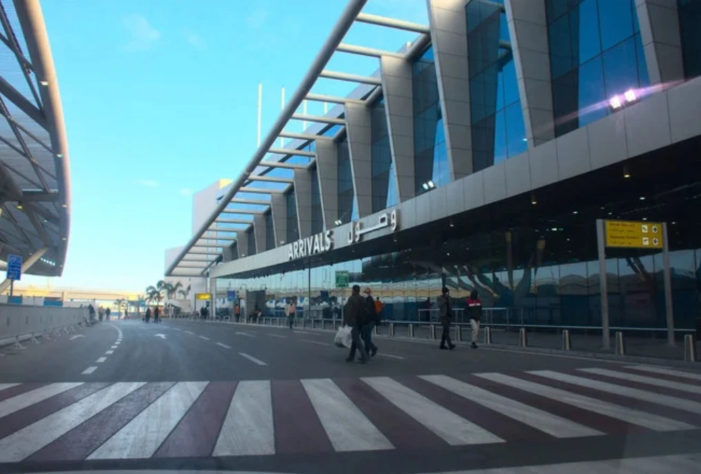 Bladed weapons, narcotics seized at Cairo airport