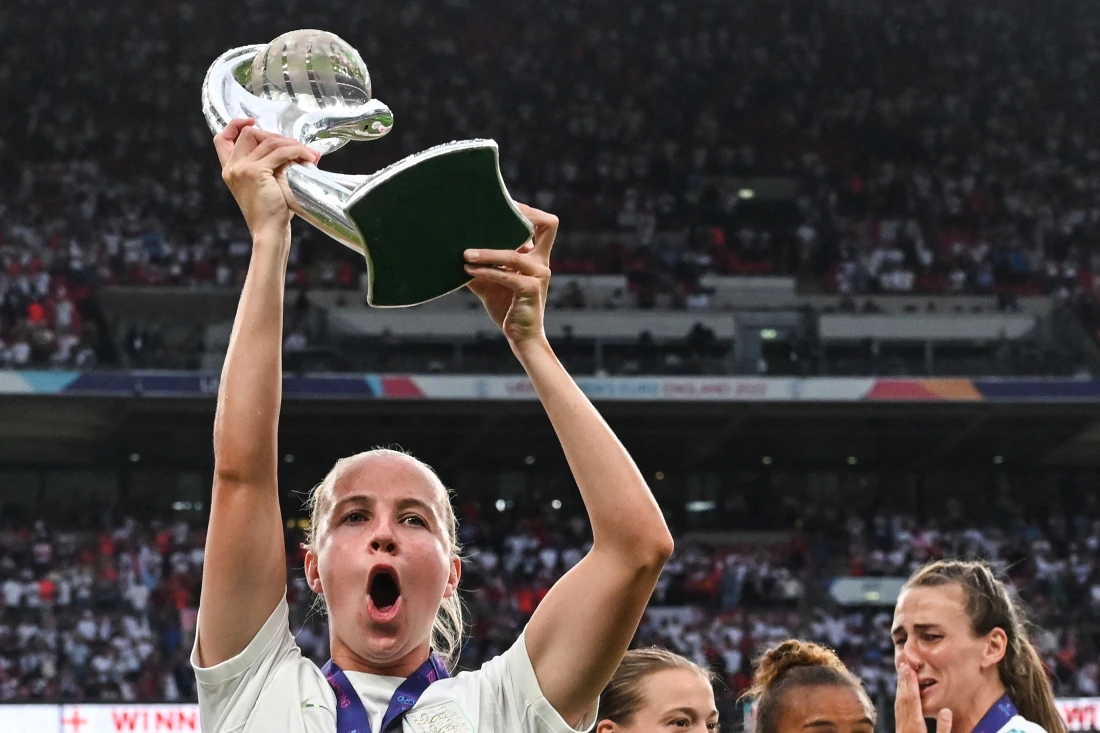 England star Mead wants more action on ACL injuries in women’s football