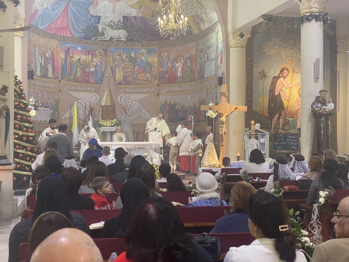 In Gaza, Christian and Muslim Palestinians celebrate Christmas together