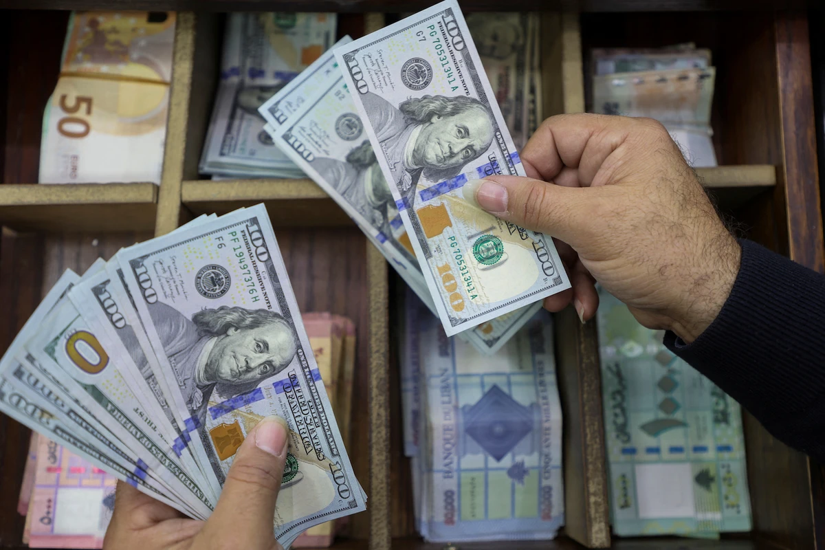 Lebanese MP calls for crackdown on currency smugglers