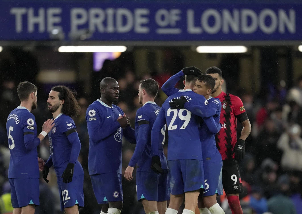 Chelsea cruise back to winning ways against Bournemouth