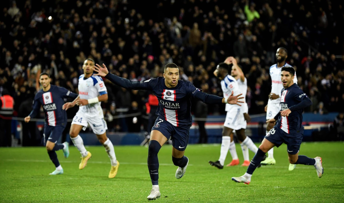 Mbappe delivers for PSG as Neymar sent off