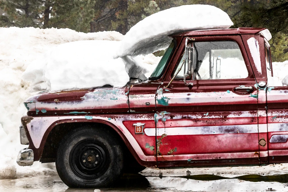A winter storm warning was in effect into Sunday for the upper elevations of the Sierra from south of Yosemite National Park to north of Lake Tahoe. (San Francisco Chronicle/AP)