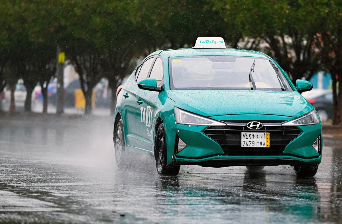 Saudi authorities forecast more rain, severe weather