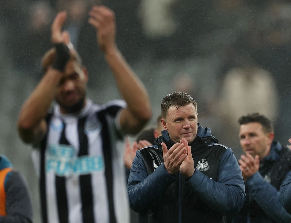 Newcastle United manager Eddie Howe applauds fans after the match with Leeds United. (Action Images via Reuters)