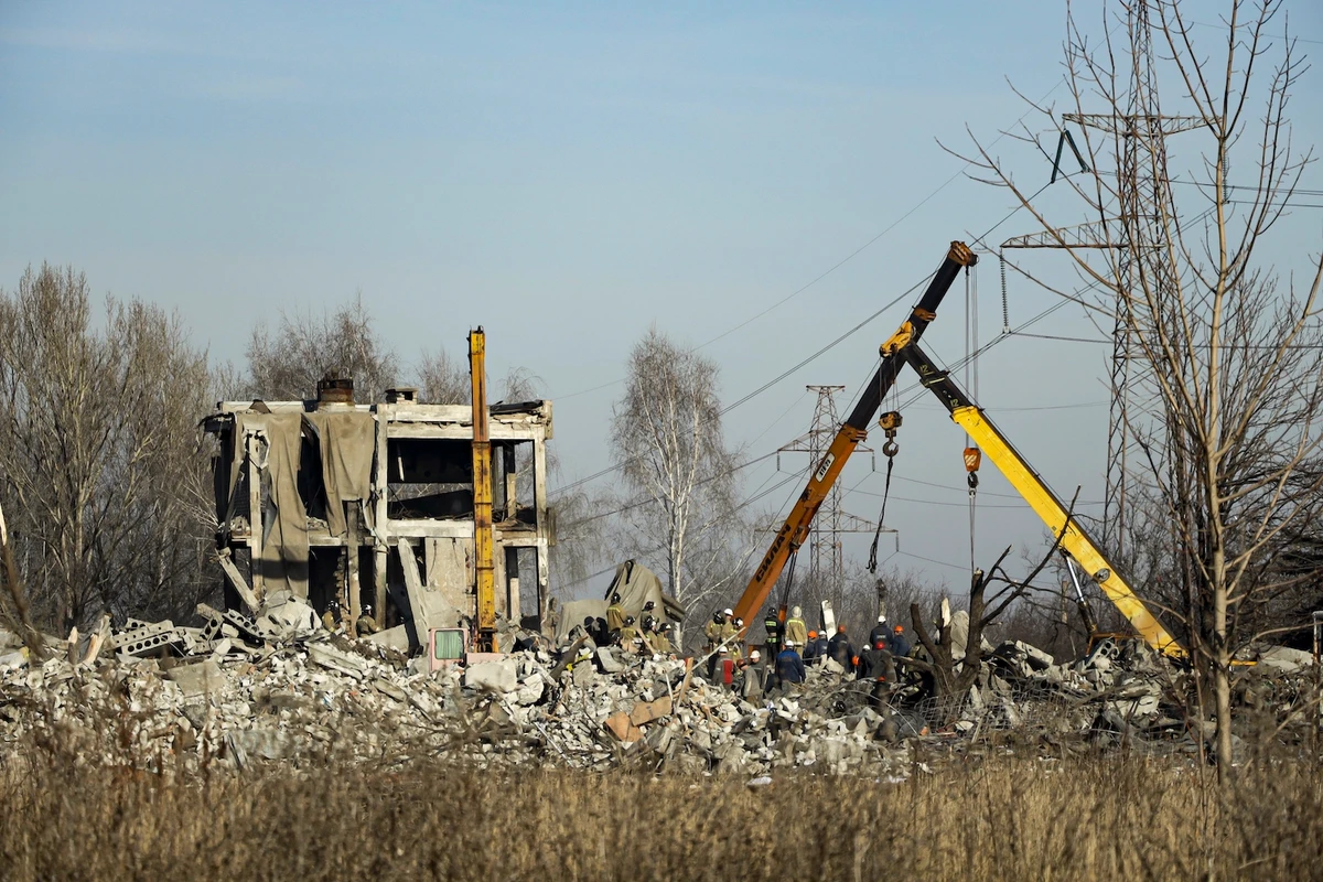Russia, shaken by Ukrainian strike, said mulling more Iranian-made drones