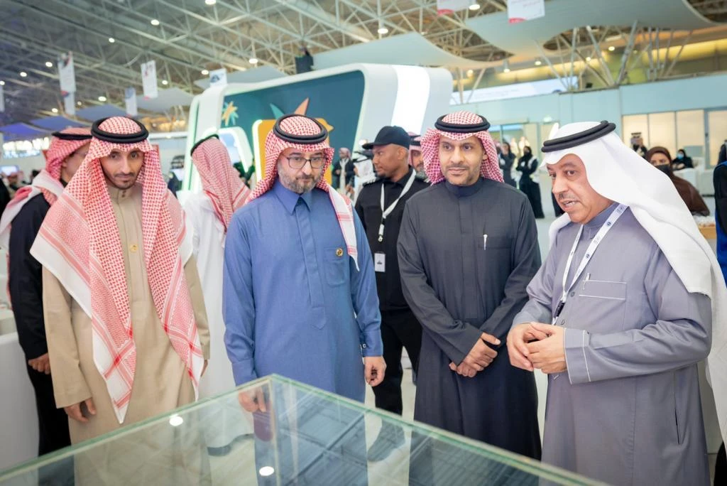 Saudi forum advises families on health, security, human rights