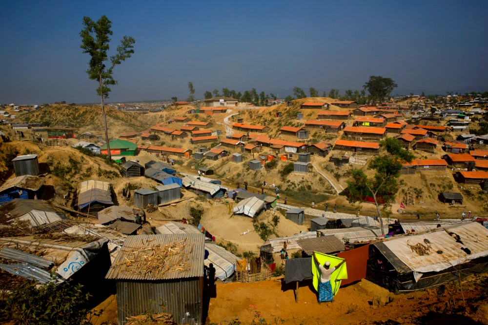Lack of hope driving Rohingya to flee Bangladeshi settlement camps