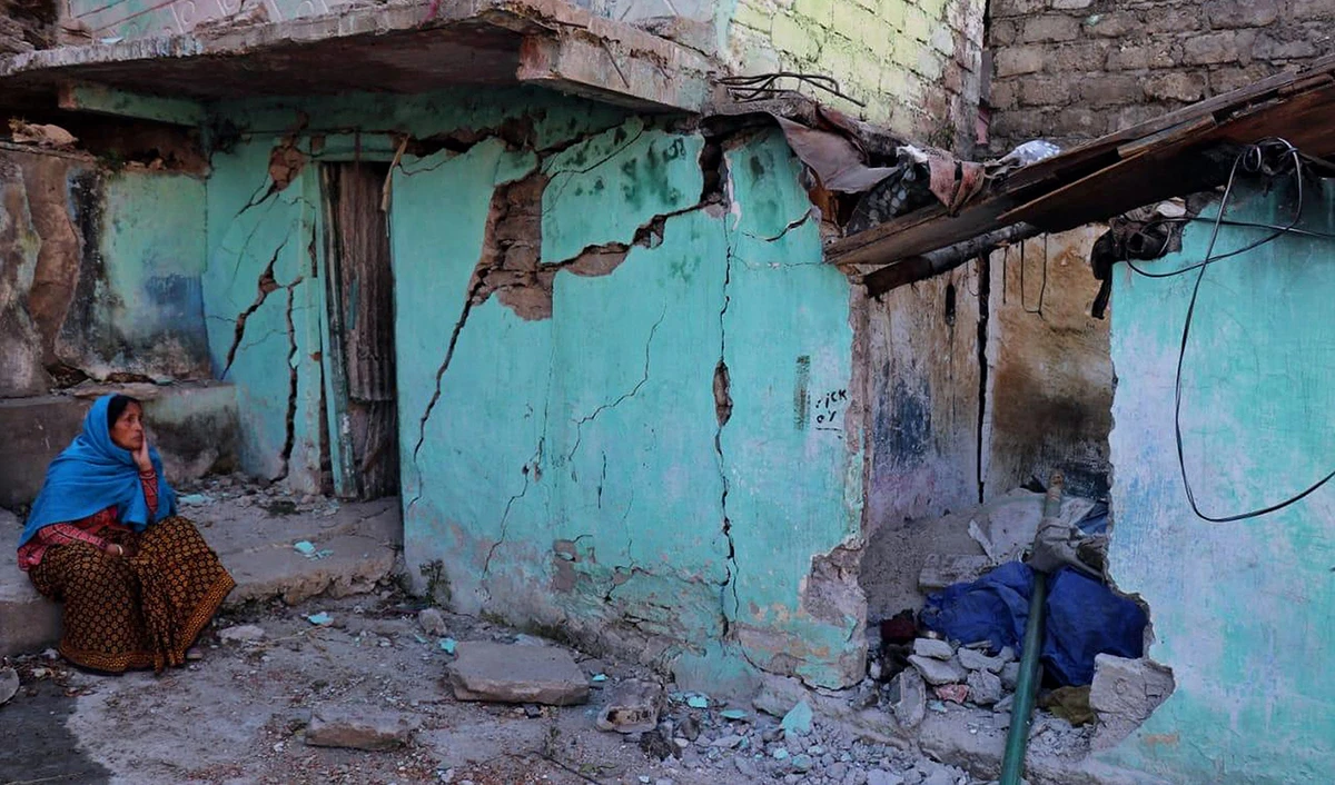 Indians evacuated from 'sinking' holy town
