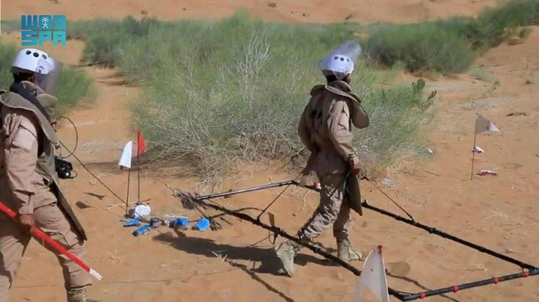 Nearly 1,300 mines planted by the Houthi militia in Yemen have been dismantled in the first week of 2023 by King Salman Humanitarian Aid and Relief Center (KSrelief)’s Masam project. (SPA)