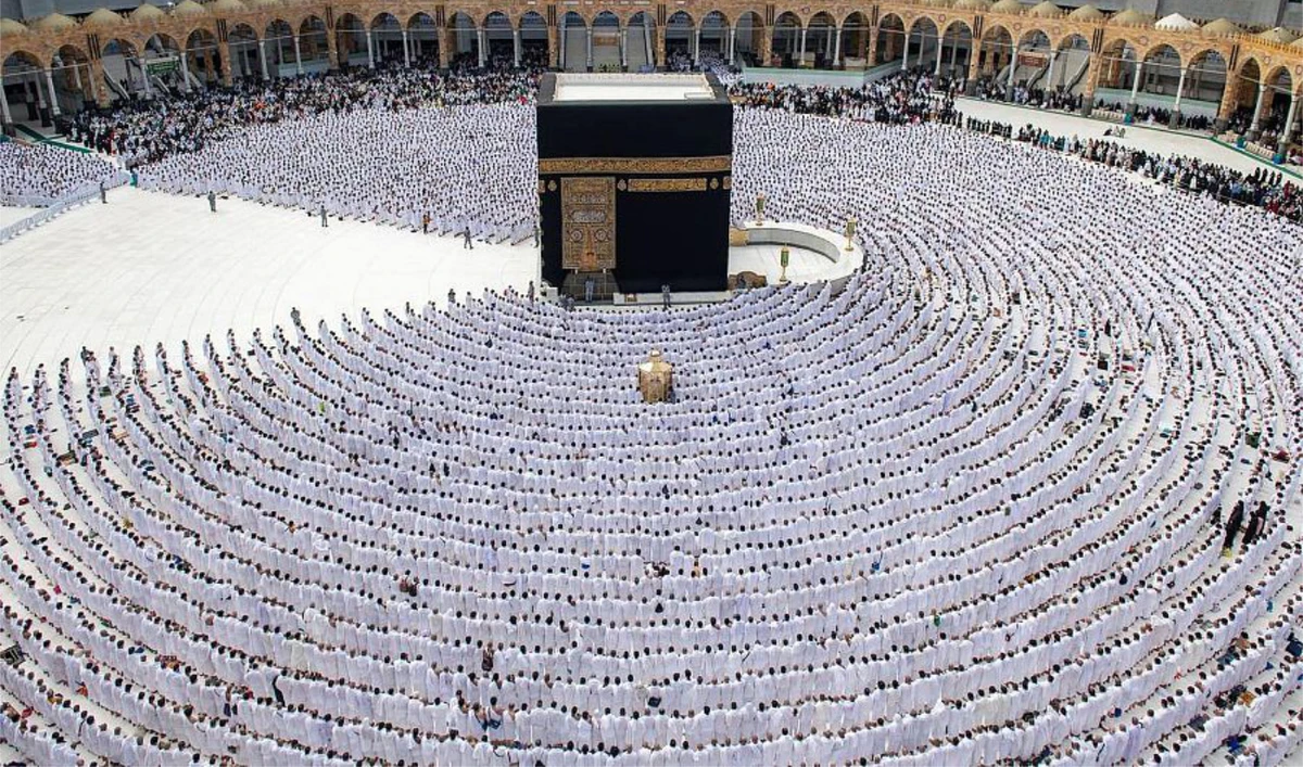 As the Kingdom appears set to revoke the age limit this year, prospective pilgrims from Bangladesh have welcomed the move. (SPA/File)