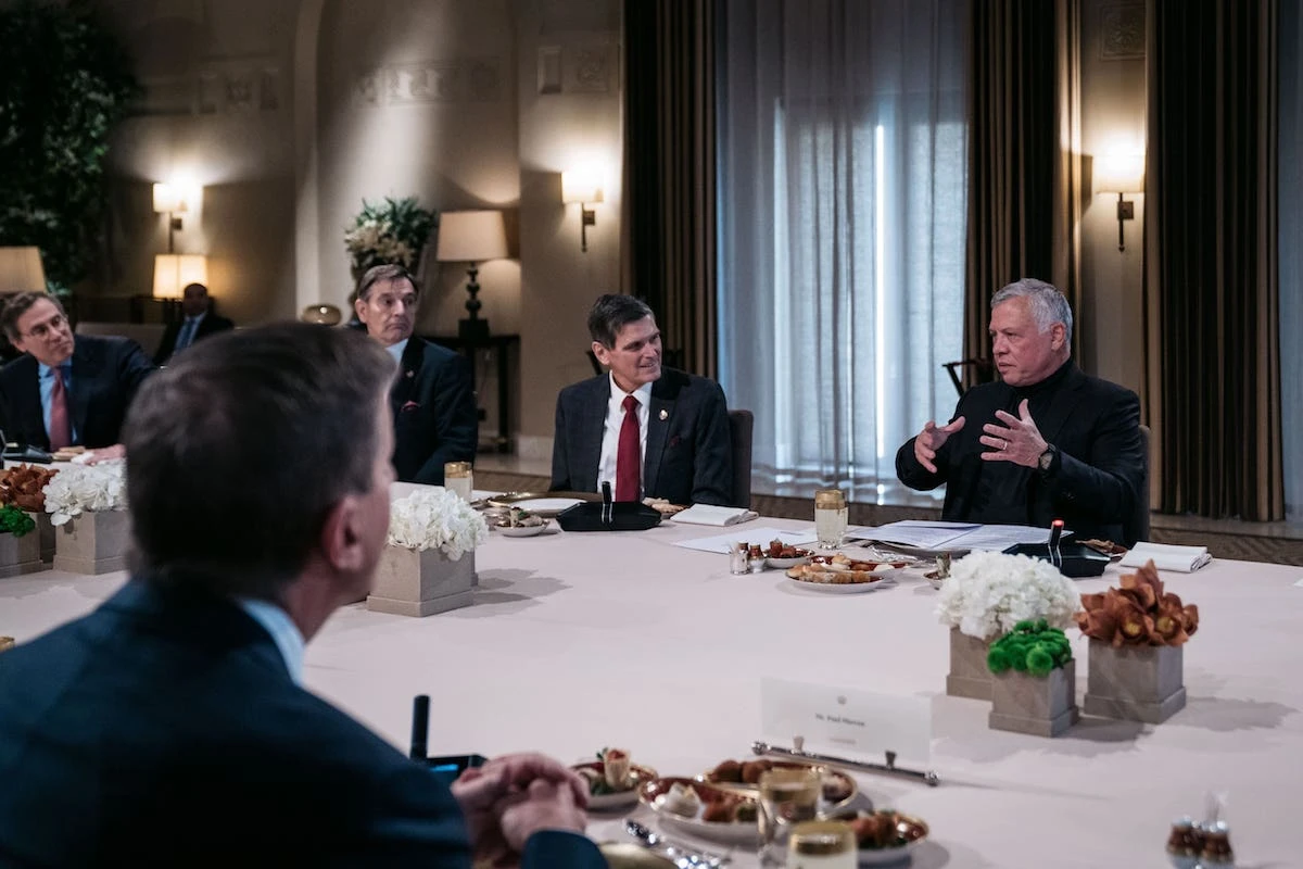 King Abdullah of Jordan meets with a US delegation from Business Executives for National Security. (Petra)