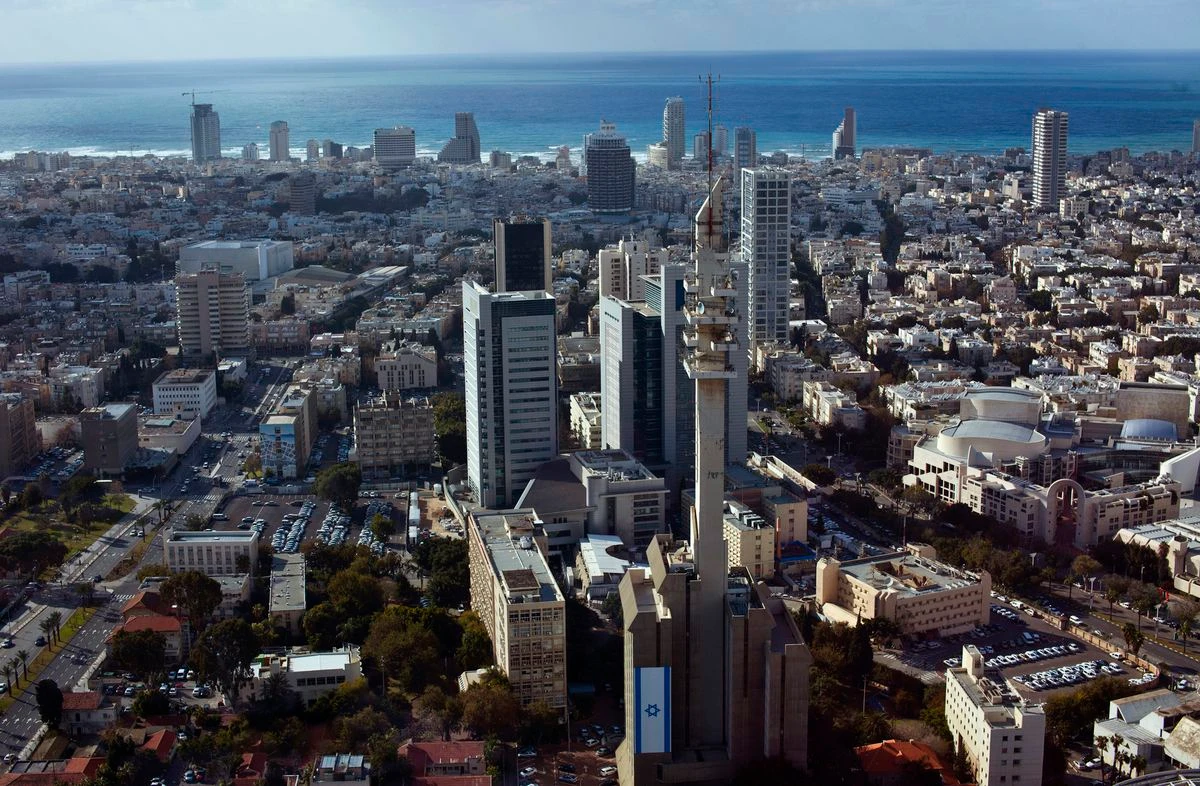 A general view shows central Tel Aviv backed by the Mediterranean Sea. (File/Reuters)