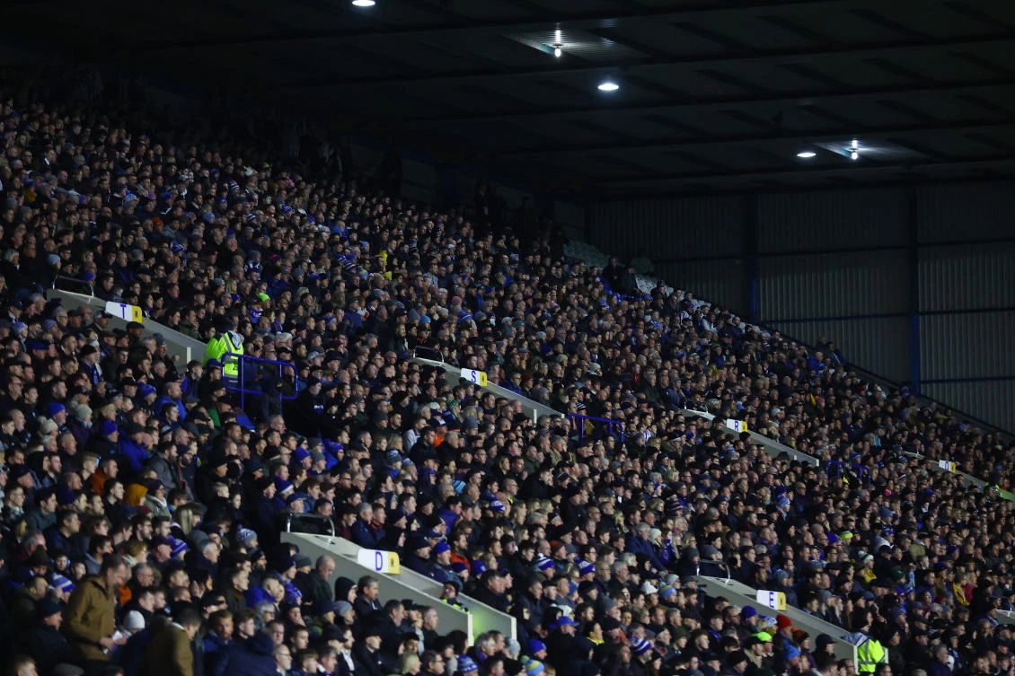 Authorities to review fan complaints at Hillsborough match