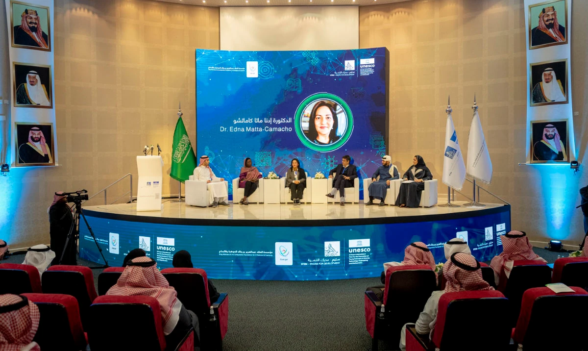 The moderators joined industry leaders to discuss common challenges, overcoming blocks, staying balanced, and the future of the industry. (AN photo: Ali Mohammad Aldhahri)