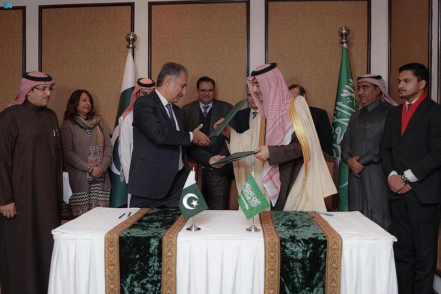 Saudi Fund for Development to finance oil derivatives of $1 billion for Pakistan