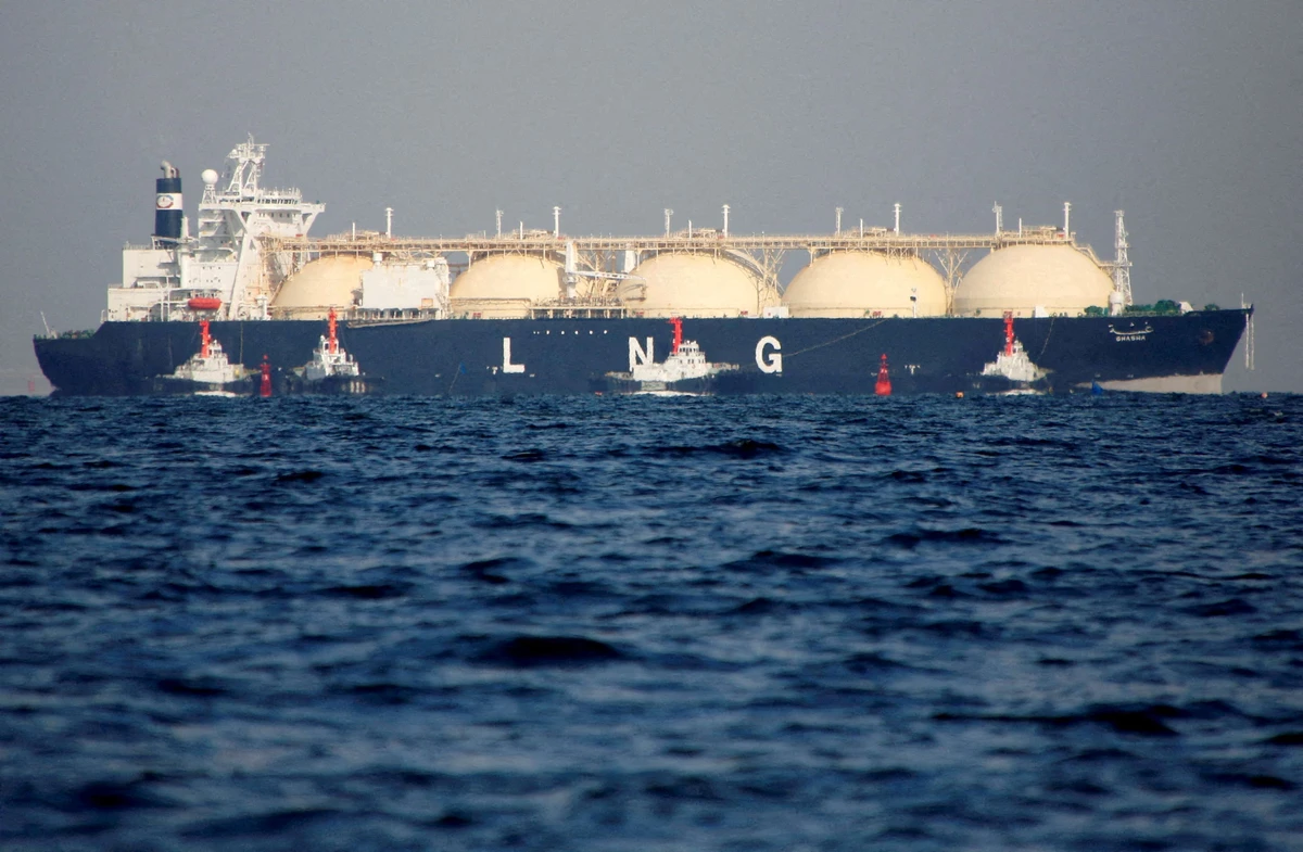 Asian spot LNG prices fall for fourth week running