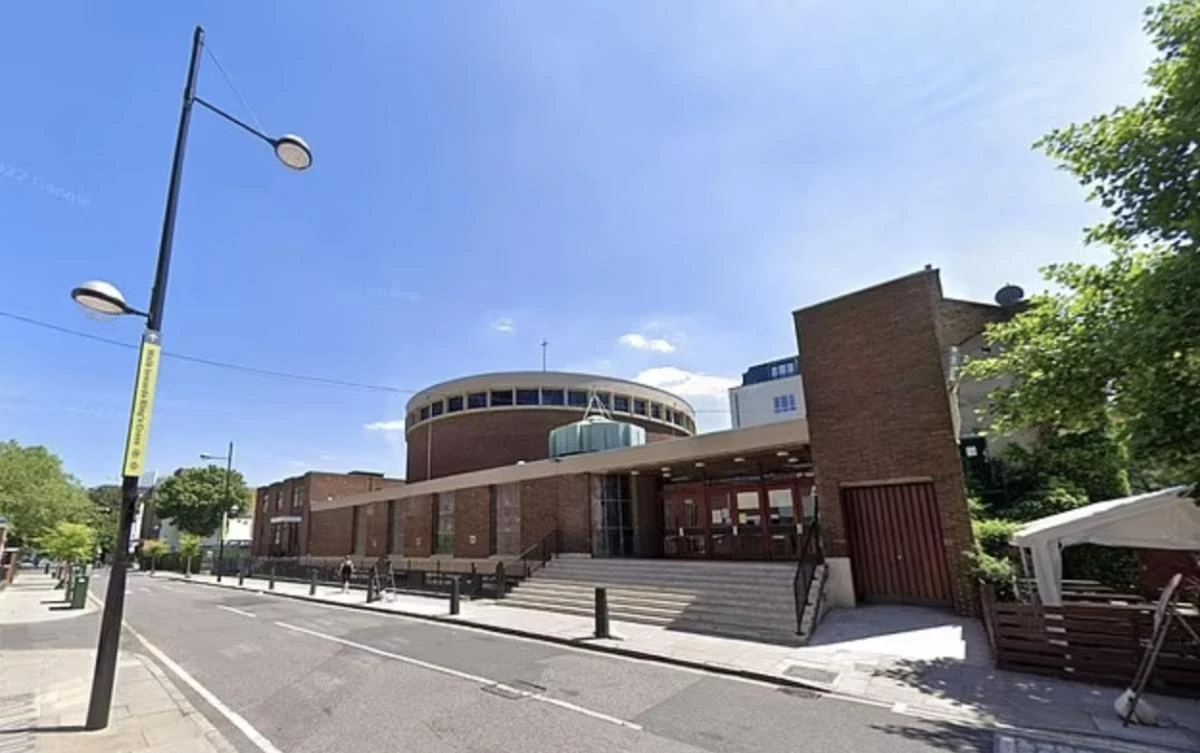 The wounded received gunshot wounds when unidentified perpetrators performed a drive-by shooting outside a church in London. (Screenshot/Google Maps)