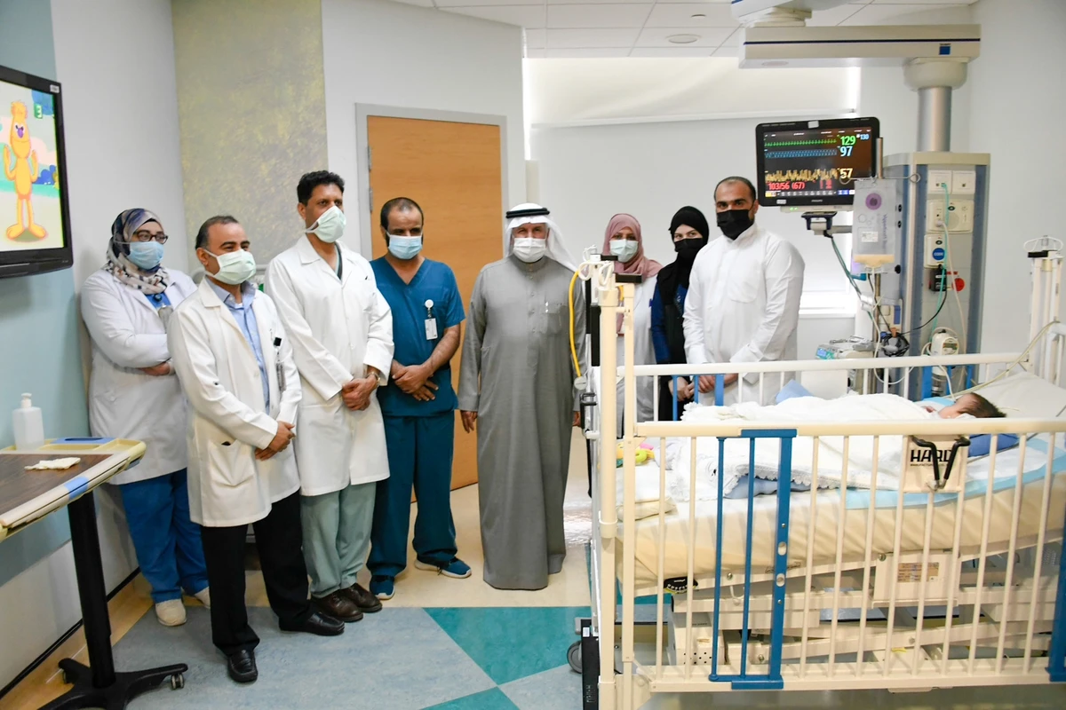 Iraqi twins Ali and Omar separated by Saudi doctors are in stable condition, Head of the Surgical and Multidisciplinary Teams of the Saudi Conjoined Twins Programme Dr. Abdullah Al Rabeeah with doctors. (Supplied)