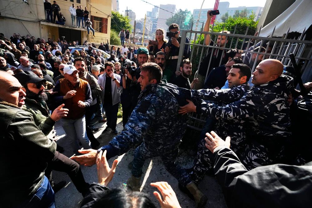 Beirut blast victims’ relatives rally for embattled probe judge