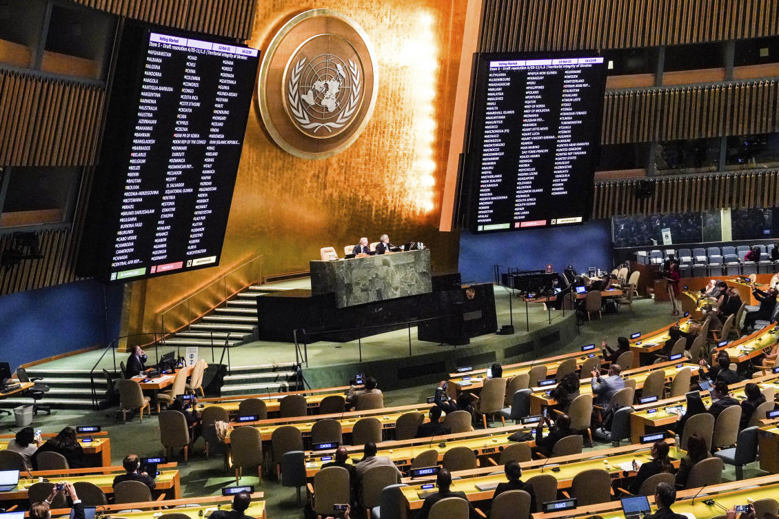 Member nations of United Nations General Assembly vote in favor of a resolution condemning Russia’s referendum in Ukraine on Oct. 12, 2022. (AP)