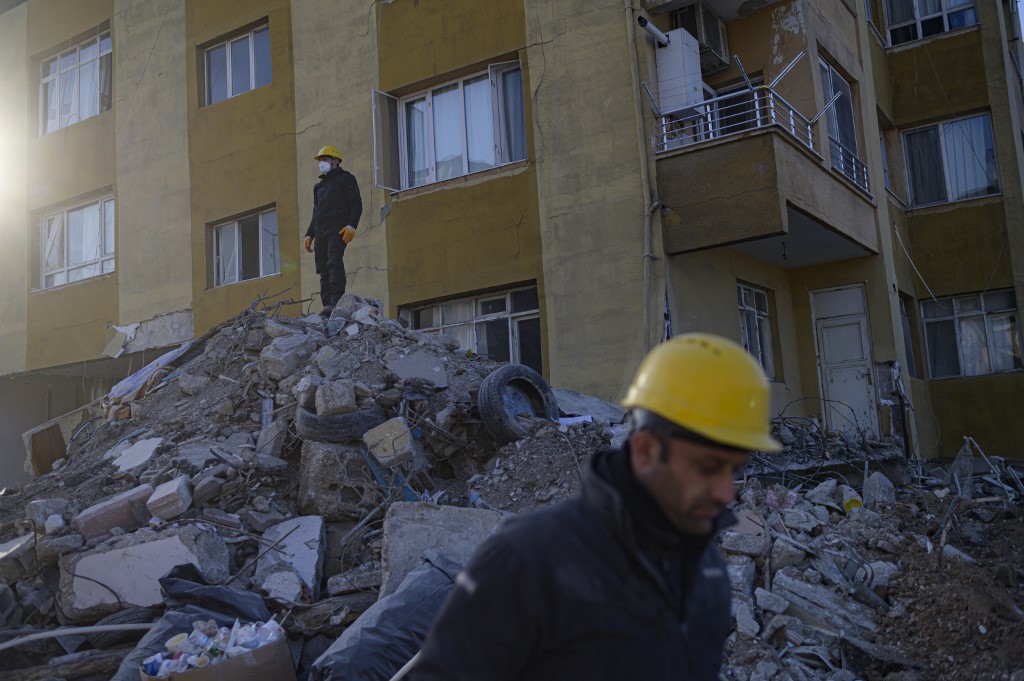 Turkish authorities arrest more than 80 social media users, journalists over quake ‘disinformation’
