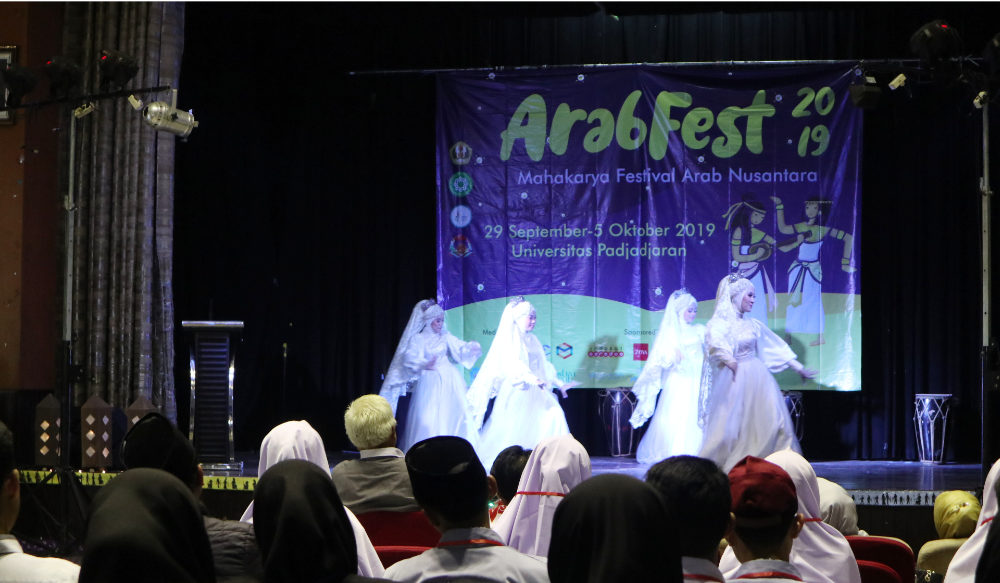 Members of HIMASA, the Arabic Literature Student Council at Padjajaran University, host the Arab Fest, an event promoting Arab culture in Bandung, Indonesia, on Sept. 22, 2019. (HIMASA)