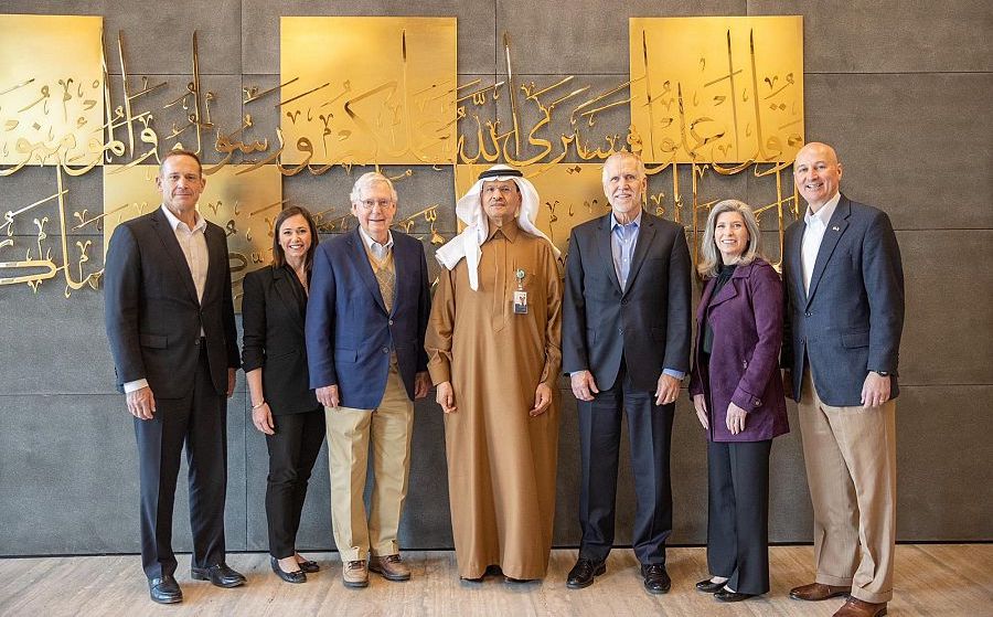 The officials focused on the energy field in particular and examined the local as well as regional initiatives pursued by the Kingdom. (SPA)