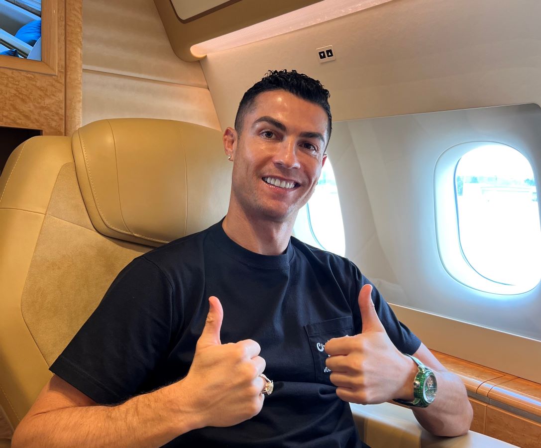 Cristiano Ronaldo wearing Jacob & Co.'s Caviar Tourbillon Tsavorites garnet-encrusted timepiece. (Supplied)