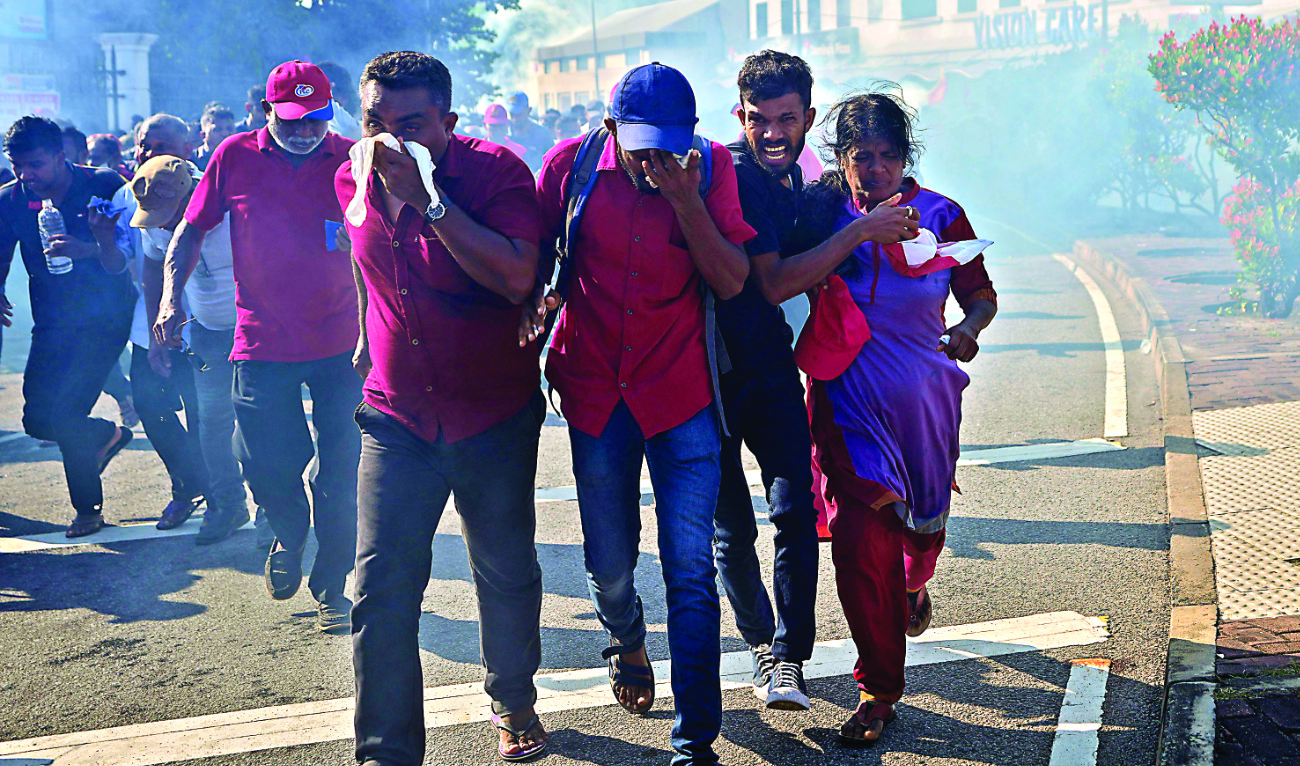 Sri Lanka police fire tear gas at election protest
