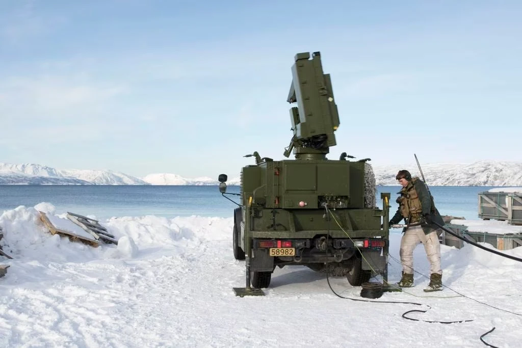 US to send Ukraine longer-range bombs in latest turnaround