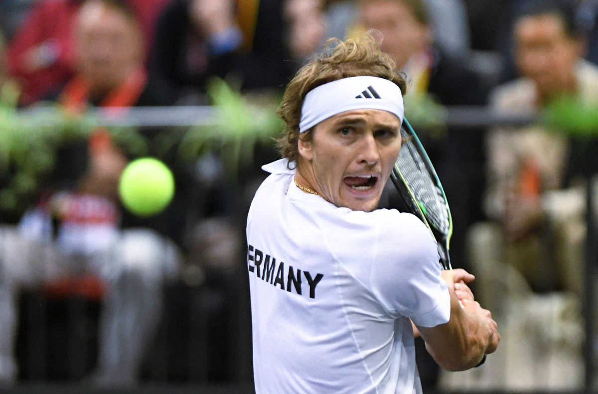 Zverev storms to Davis Cup win after being cleared of abuse