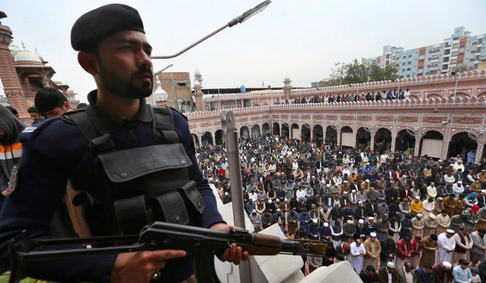 Pakistan blocks Wikipedia over ‘blasphemous content’