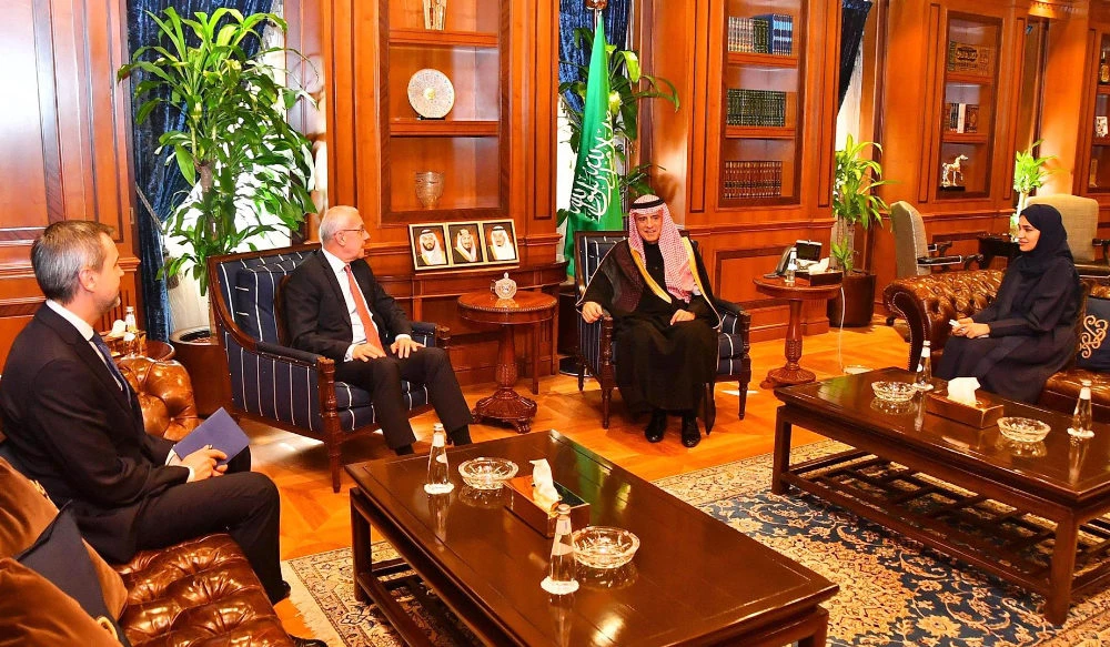 Adel Al-Jubeir hold talks with diplomats in Riyadh. (Supplied)
